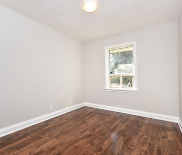 For Lease - 25 Twin Pauls Crescent Unit# Main, Toronto, Ontario - Photo 2