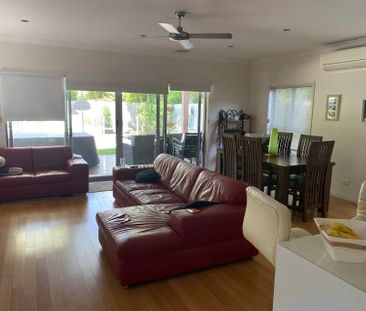 Woody Point - Photo 1