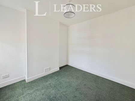 3 bedroom maisonette to rent Victoria Street, Felixstowe, IP11 - Photo 4