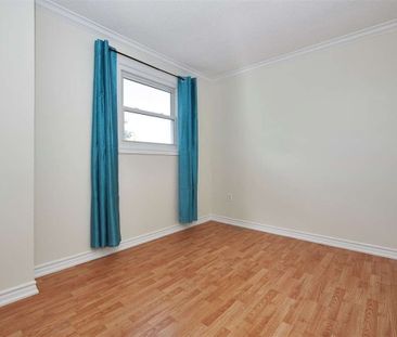 For Lease - 31 D'ambrosio Drive, Barrie, Ontario - Photo 2