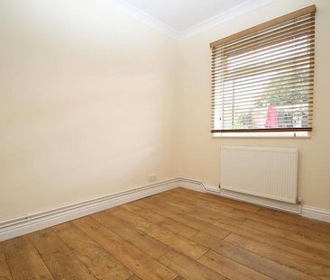 2 bedroom maisonette to rent - Photo 3