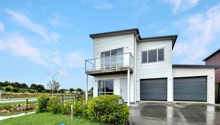 Beautifully presented four-bedroom property located in Flagstaff. - Photo 2