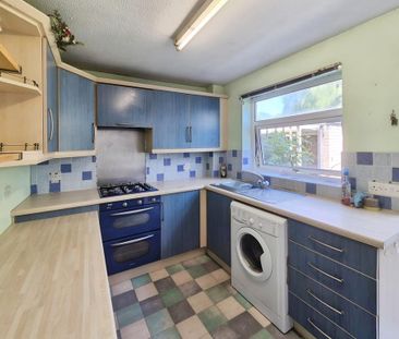 2 bedroom semi-detached house to rent - Photo 5