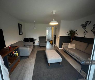 2 bedroom detached house to rent - Photo 1