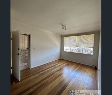 Convenience At Your Door Stop - Photo 5