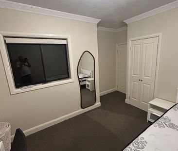 Denistone East - Photo 6