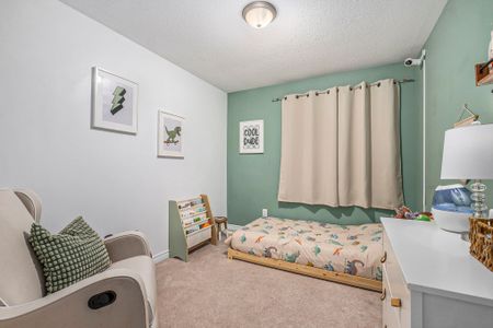 For Lease - 284 Par-La-Ville Circle, Stittsville - Munster - Richmond, Ontario - Photo 4