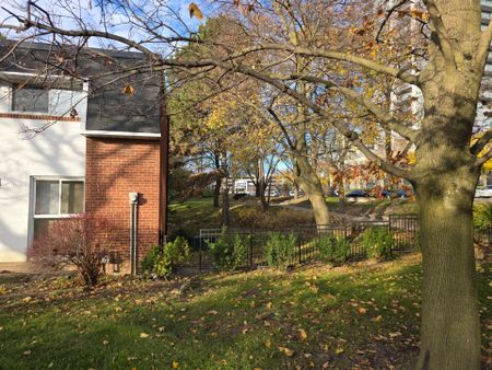 For Lease - 112 George Henry Boulevard Unit# 61, Toronto, Ontario - Photo 3