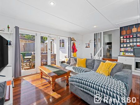 8 Dunstan Street, 4105 QLD, Moorooka - Photo 4