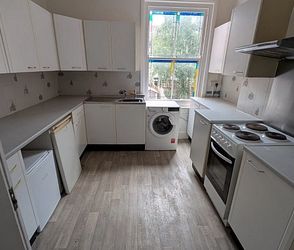 Radnor Park Crescent, Folkestone, CT19 5AS, Kent - Photo 3