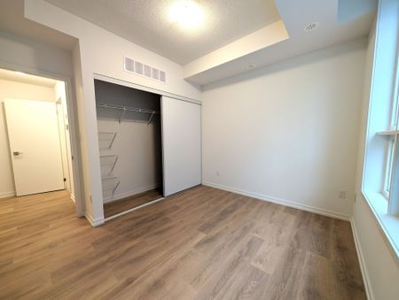 For Lease - 14 lytham green Circle Unit# 16, Newmarket, Ontario - Photo 4