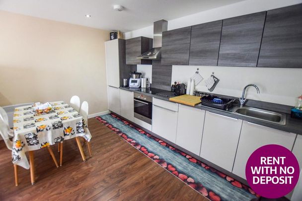 2 bedroom flat to rent - Photo 1