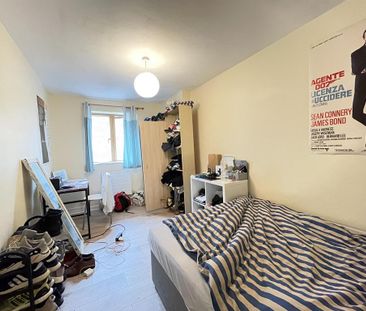 5 bedroom flat to rent - Photo 5