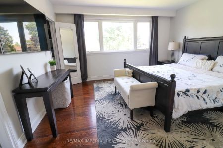 329 Homewood Avenue #Main Fl - Photo 5