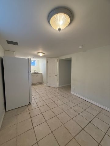 For Lease - 11 Thorncroft Crescent, Ajax, Ontario - Photo 3