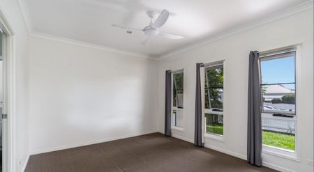 161A West Street, Newtown - Photo 3