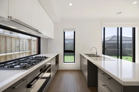 Brand New Family Home in Prime Manor Lakes Location! - Photo 4