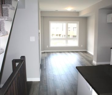 For Lease - 720 Grey Street Unit# 37, Brantford, Ontario - Photo 3