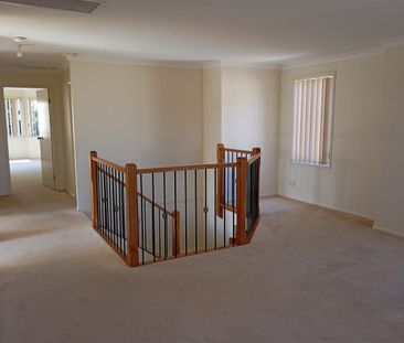 Double storey home in cul de sac - Photo 5