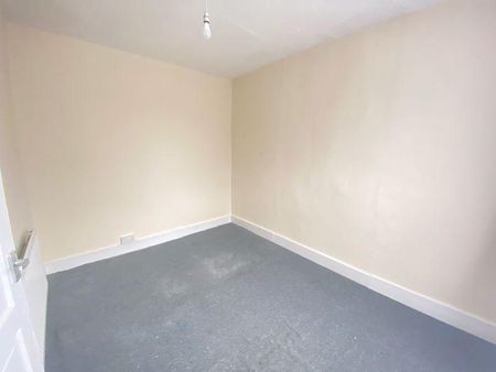 3 bedroom property to rent - Photo 3