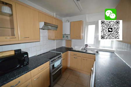 3 bedroom property to let - Photo 4