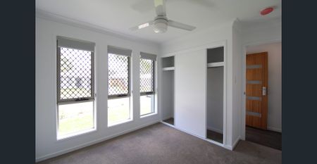 Modern Comfort Meets Everyday Convenience - Photo 4
