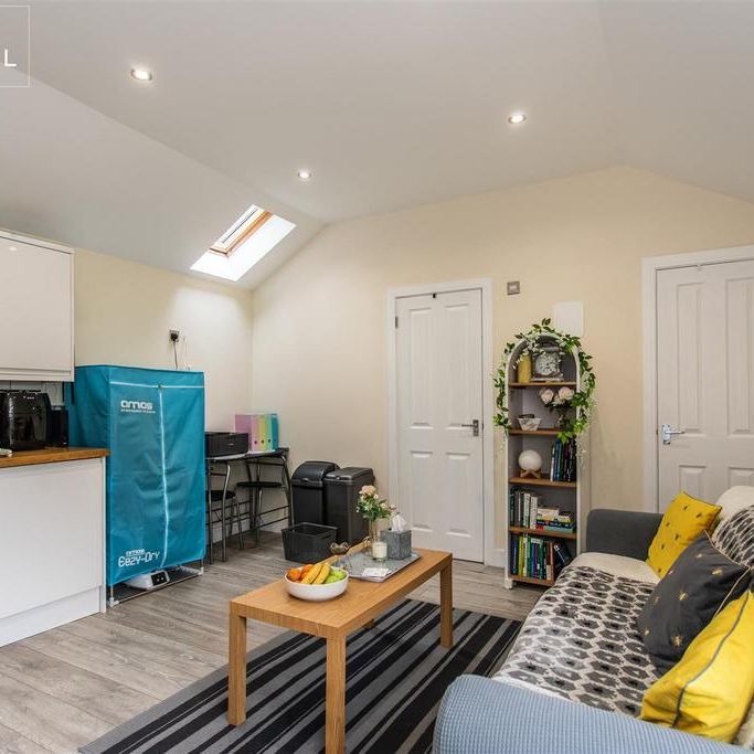 1 bedroom detached house to rent - Photo 1