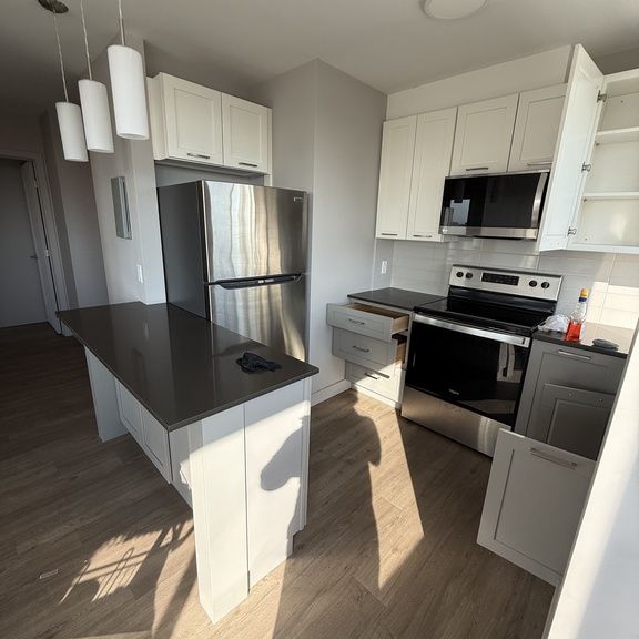 4 1/2 FOR 1695$ (HEATING INCLUDED) - Photo 1