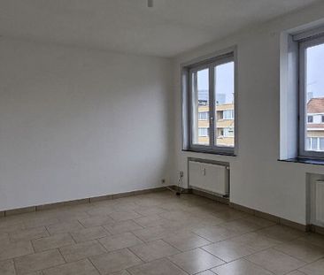 Appartement te huur in Laken voor € 1.050 met 2 slaapkamers - Photo 4