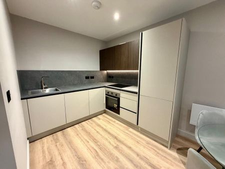 1 bedroom flat to rent - Photo 4