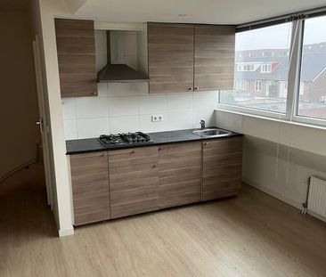 Aert van der Neerstraat - Photo 2
