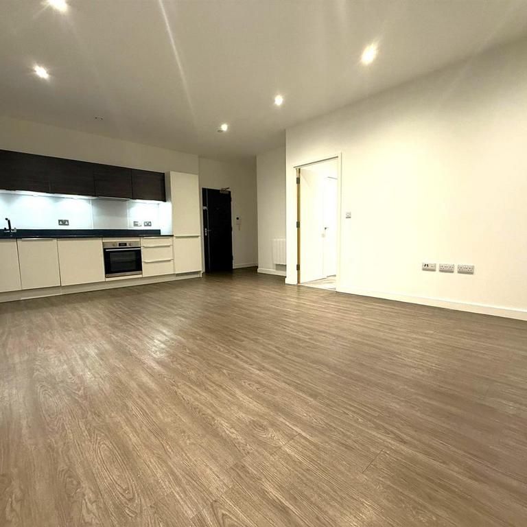 2 bedroom apartment to rent - Photo 1