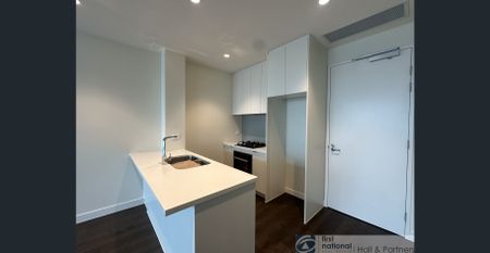 Welcome to THE LONSDALE - Photo 2