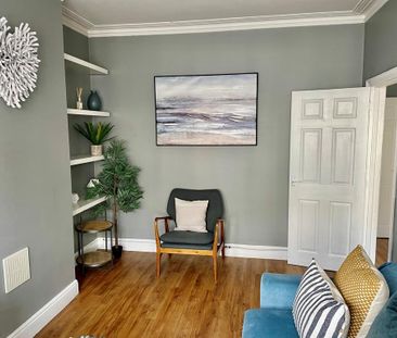 3 bedroom terraced house to rent - Photo 2