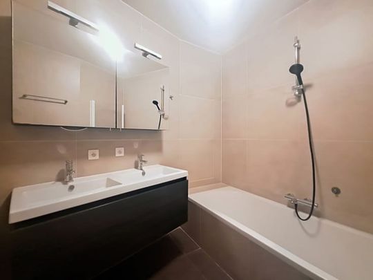 Appartement te huur - Photo 1