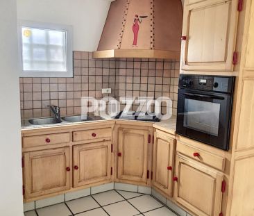 Appartement COURCY - 2 pièce(s) - - Photo 2