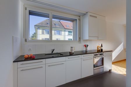 Modern and bright 3.5-room apartment in a quiet location in Birsfelden - Photo 5