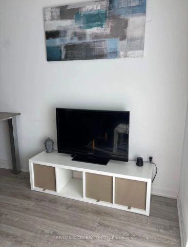 10 Gibbs Road #627 - Photo 2