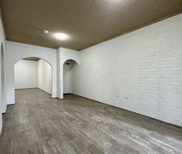 Bright & Spacious 2-Bedroom Unit in Bexley - Photo 3