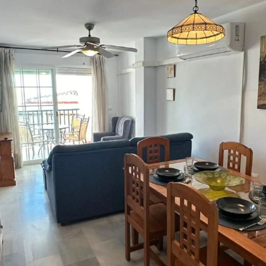 Piso de alquiler en Avenida Prieto Moreno, 11, La Herradura centro - Photo 1