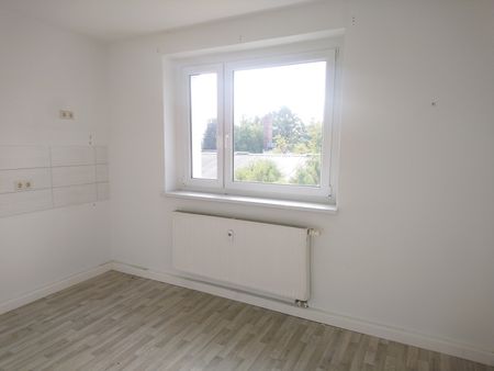 Familienfreundliche 3-Zimmer-Wohnung mit Balkon - Photo 2