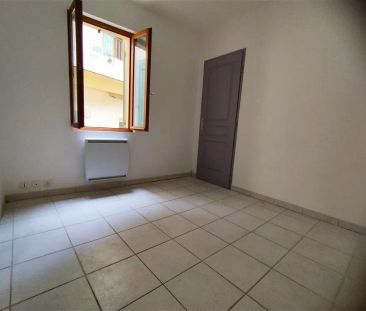 Location appartement 2 pièces - 39m² à Cavaillon (84300) - Photo 2