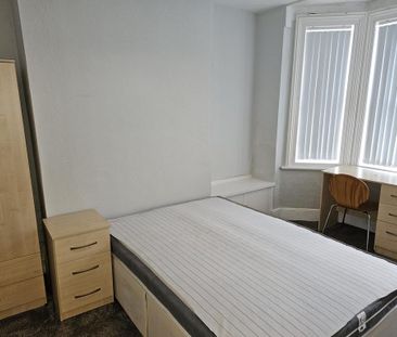 5 bedroom terraced house to rent - Photo 1