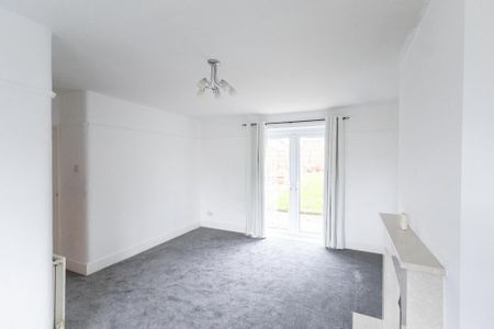3 bedroom semi-detached house to rent - Photo 2