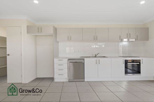 BRAND NEW 3BED HOME - Photo 1