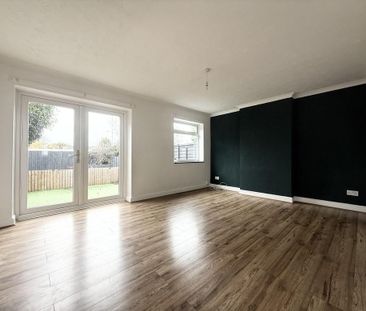 4 bedroom semi-detached house to rent - Photo 1