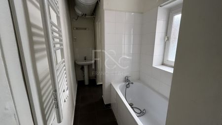 T2 bis de 79m² - Rue Paufique Lyon 2ème - Photo 3