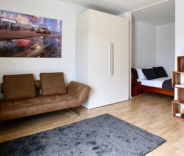 Mitten im Quartier Latäng - Schickes Apartment mit Balkon - Photo 4