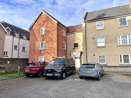 Winfarthing Court, Ship Lane, Ely, Cambridgeshire, CB7 - Photo 2