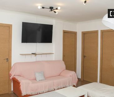 zaragoza, Aragon 50005 - Photo 1